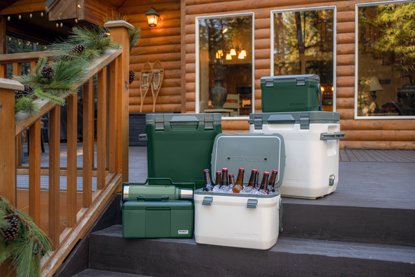 The Easy Carry Outdoor Cooler | 16 QT